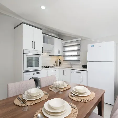 아파트호텔 Roombnb 3*