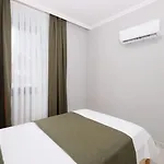 Roombnb 3*