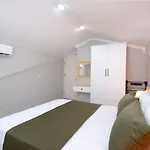 מלון דירות Roombnb